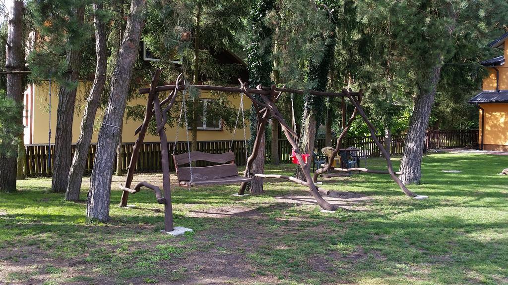 Na Skraju Lasu Chodel エクステリア 写真